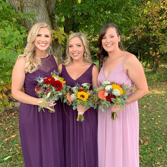 Size 8 David's Bridal Dress - Picture 4 of 4